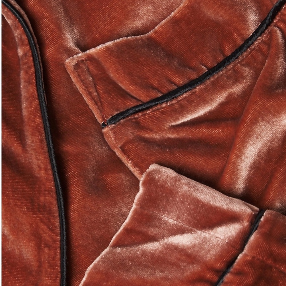 Bon vivant Velvet Robe in Warm Rust - Picture 8 of 10